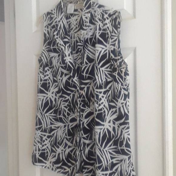 Top - Picture 4 of 4